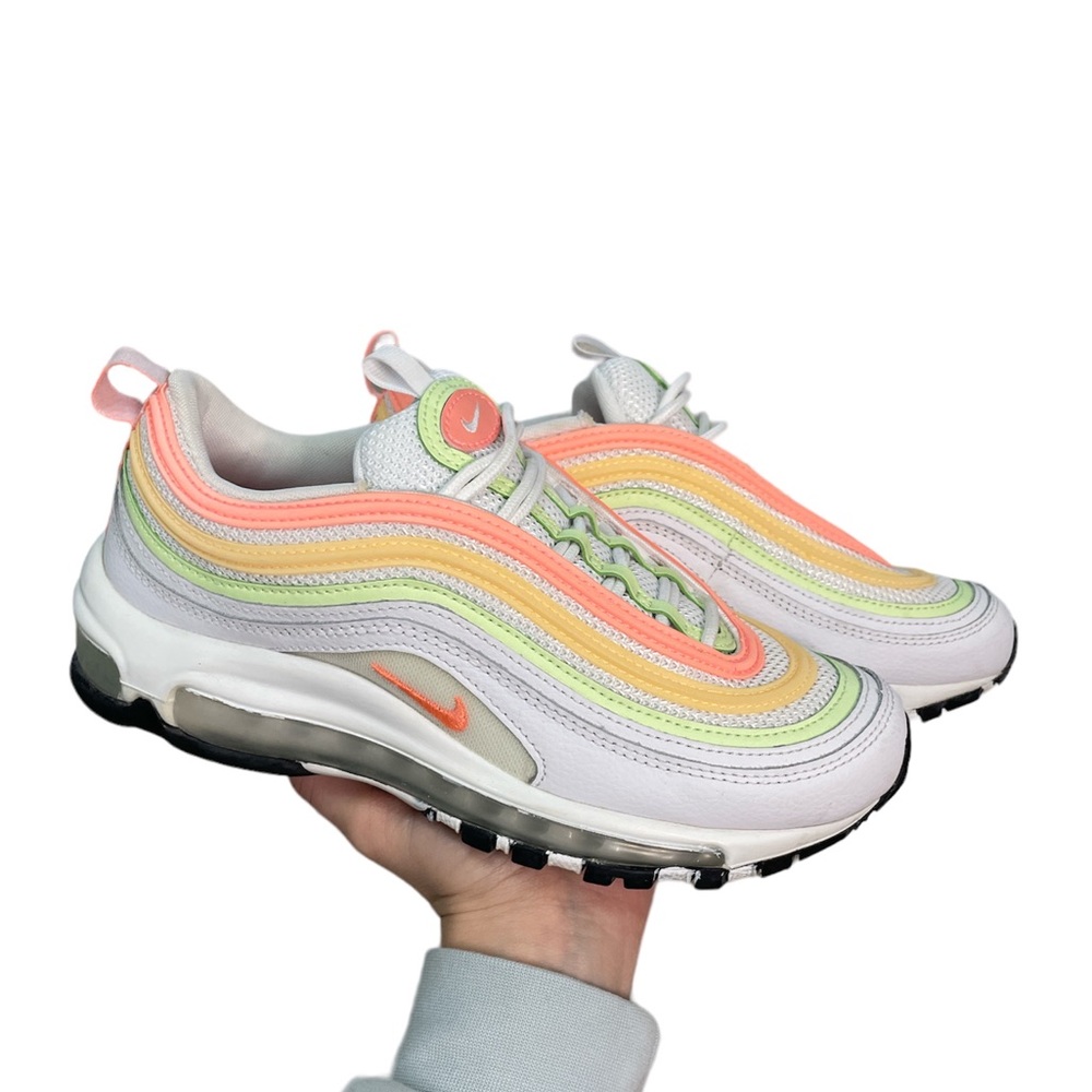 Nike Colorful Retro Rainbow Airmax Tennis Shoes Size 6.5